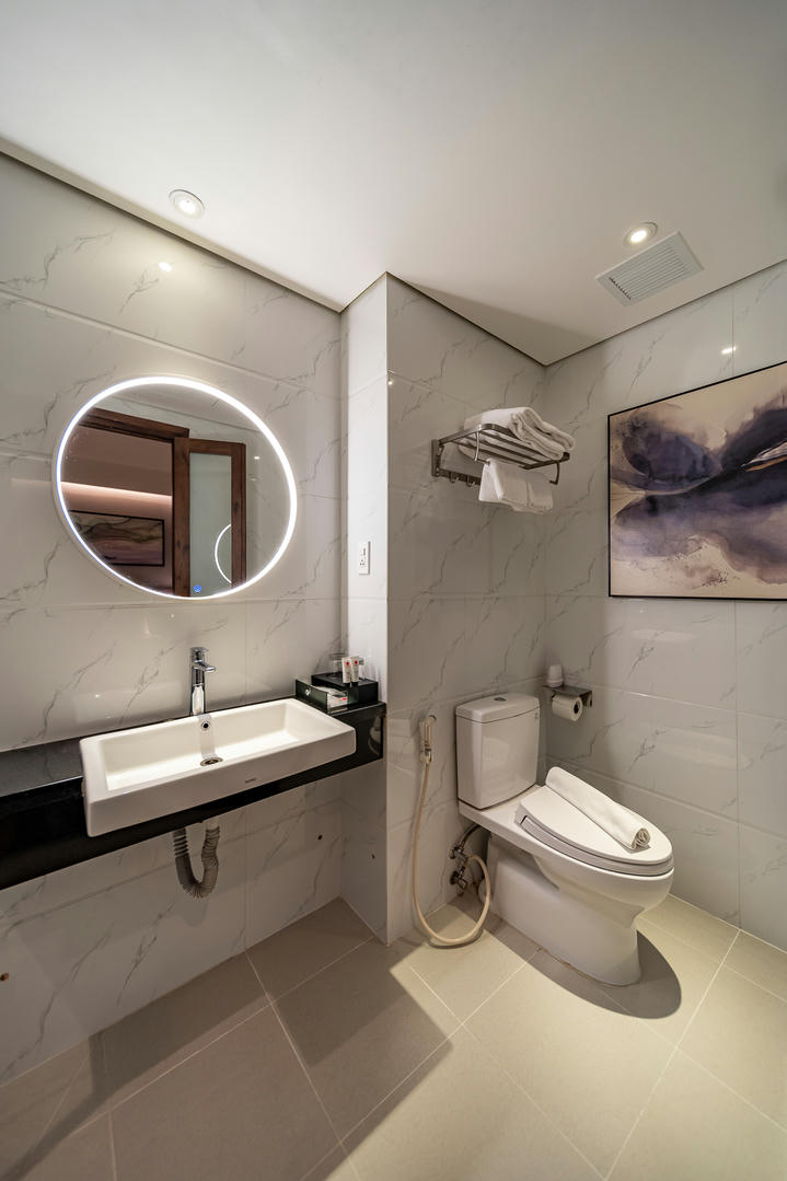 Superior Double No Window - Image 7